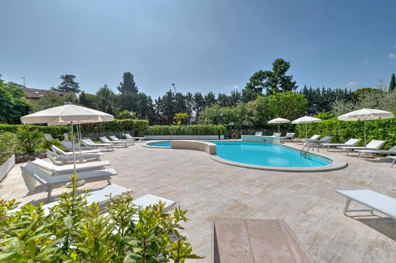 Hotel Galeazzi Gardone Riviera 4*,