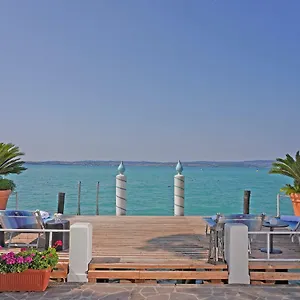 Marconi Hotel
