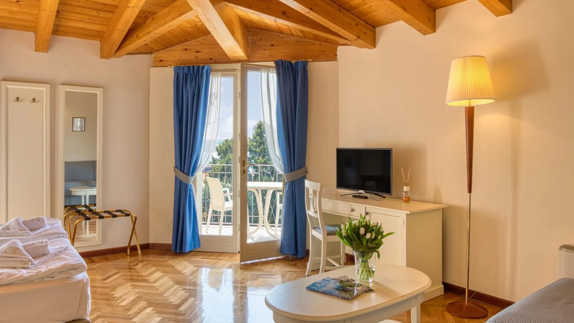 Hotel Galeazzi Gardone Riviera 4*,  Italy