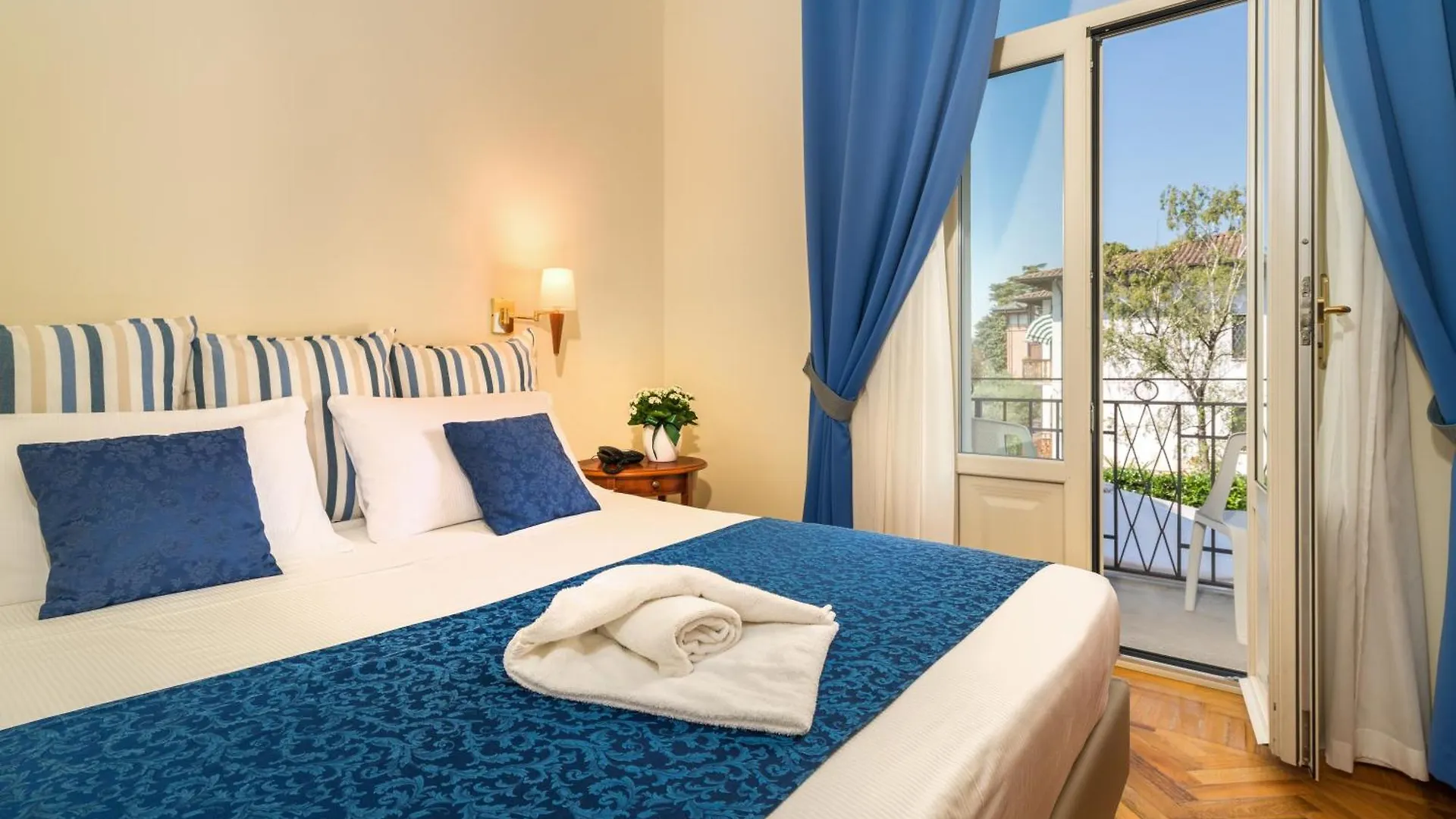 Hotel Galeazzi Gardone Riviera 4*,
